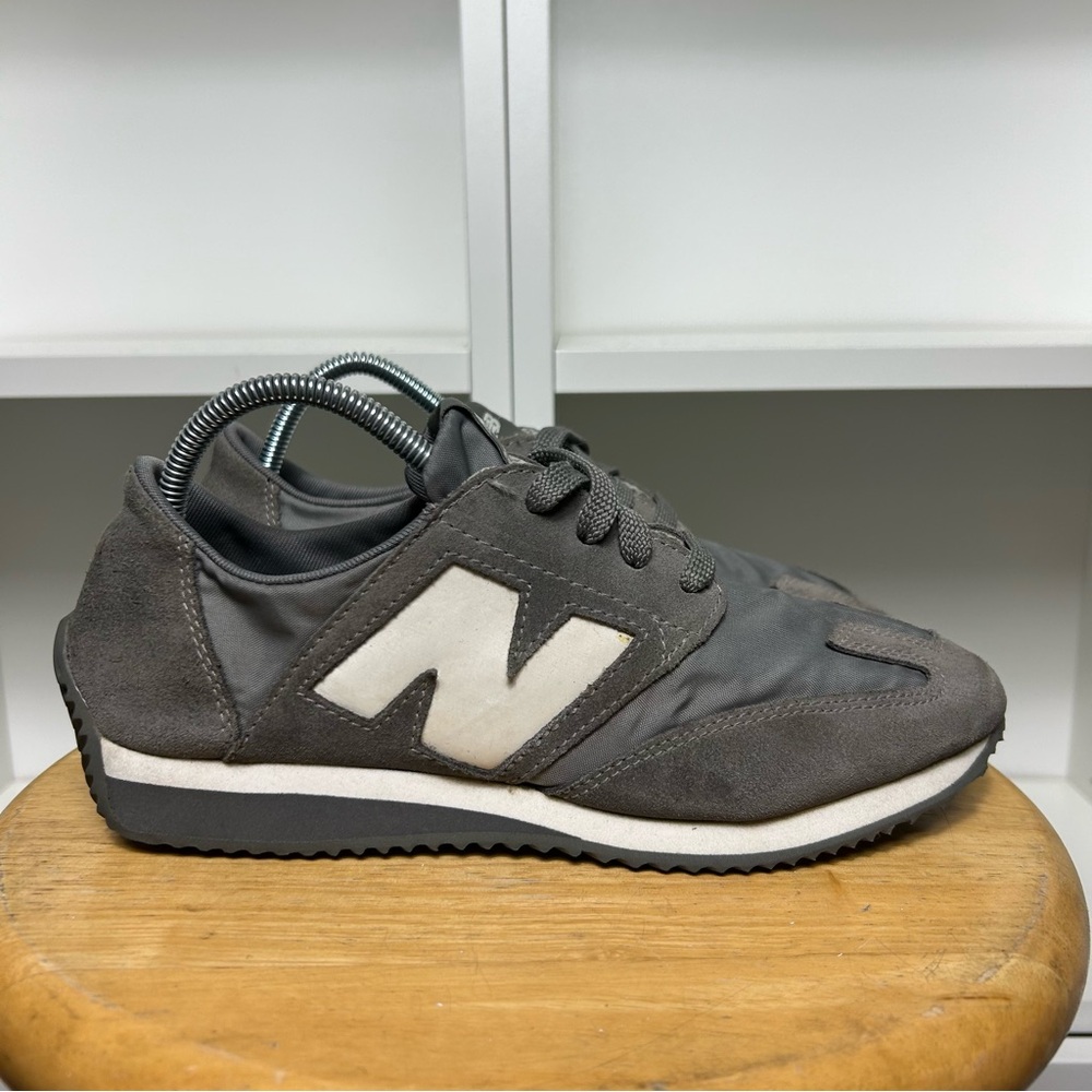 New balance hk 320 grey